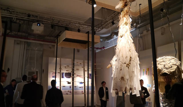 イルカとヘビとキリンは外の世界をどう見ているか、デジタルデバイスを用いてあたらしい知覚を体験させてくれる「アニマルマスク」