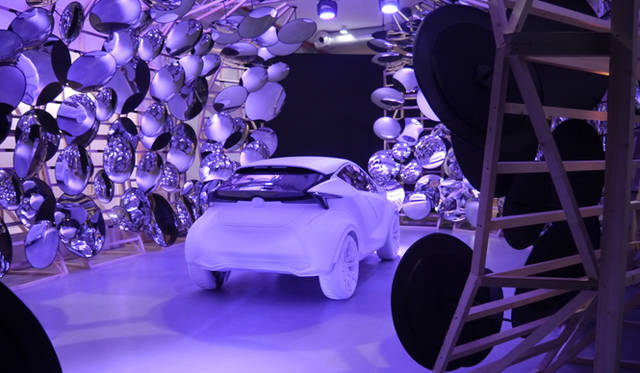 ゾーン1の「NEW INSIGHT IN CAR DSIGN」