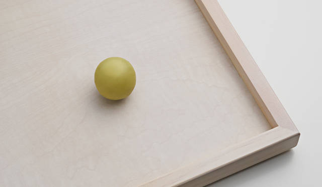 「木の生命」は木の味と香りを出そうと米田シェフが苦労したとか（カカオバターの中にキウイピューレ、抹茶、ウォッカが入る）