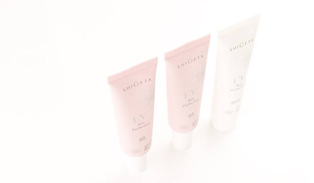 <strong>SHIGETA｜シゲタ</strong><br />左・中央／UVスキンパーフェクション、右／UVスキンプロテクション