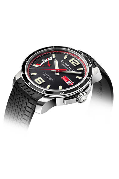 <strong>ミッレ ミリア GTS パワーコントロール</strong><br /> <br />  ケース｜ステンレススチール<br /> 直径｜43mm<br /> 厚さ｜11.43mm<br /> ムーブメント｜自動巻き（Cal.Chopard 01.08-C）<br /> 機能｜パワーリザーブ表示、日付表示<br /> ストラップ｜ブラックラバー<br /> 防水性｜100ｍ<br /> 発売時期｜7月<br /> 予価｜69万円（税別）<br />