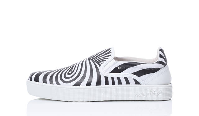 「Ralph（ラルフ）」White × Black 4万1040円