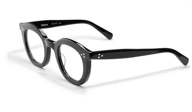 <strong>04 Max Pittion｜マックス ピティオン</strong><br/>4万2120円（マックス・ピティオンTel. 03-6647-2666）