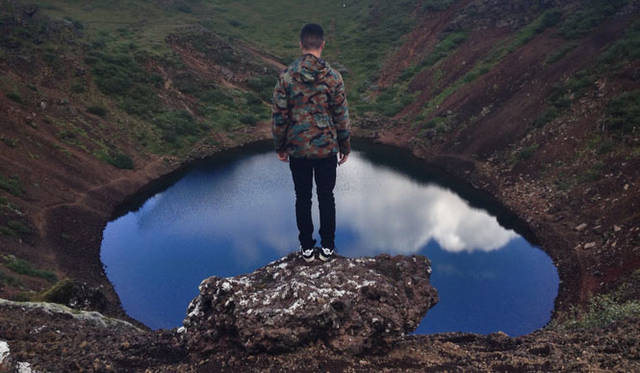 <strong>RAINS｜レインズ</strong><br />2015年春夏コレクション