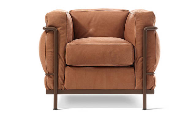 <strong>Cassina ixc.｜カッシーナ・イクスシー</strong><br />「LC2 Maison La Roche」（LC2 ラ・ロッシュ邸仕様）90台限定（日本には5点）129万6000円