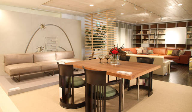 <strong>Cassina ixc.｜カッシーナ・イクスシー</strong><br />「LCコレクション」復刻50周年記念 特別展示「LC50」開催（カッシーナ・イクスシー青山本店）