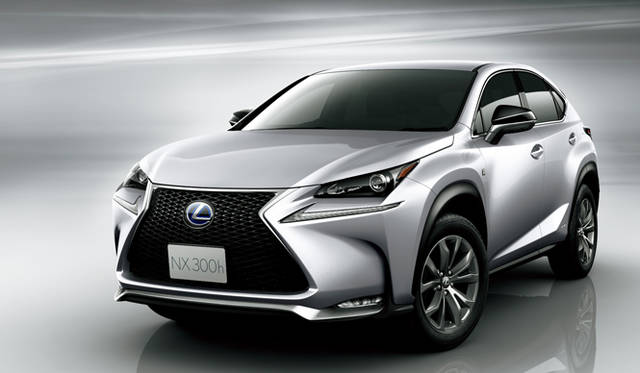 NX300h F SPORT AWD