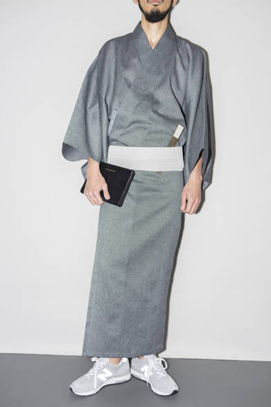 <strong>Y. & SONS｜ワイ＆サンズ</strong><br />ゆかた　2万9000円～5万9000円（税抜・仕立代込）