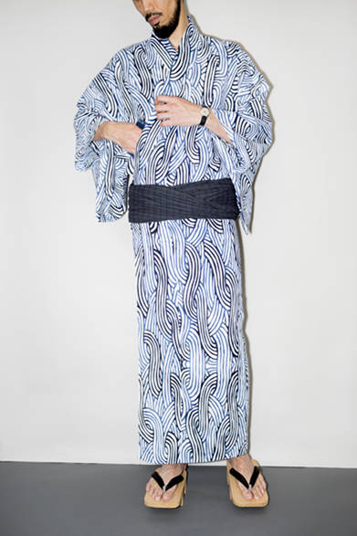 <strong>Y. & SONS｜ワイ＆サンズ</strong><br />ゆかた　2万9000円～5万9000円（税抜・仕立代込）