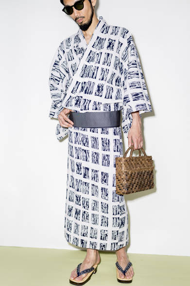 <strong>Y. & SONS｜ワイ＆サンズ</strong><br />ゆかた　2万9000円～5万9000円（税抜・仕立代込）