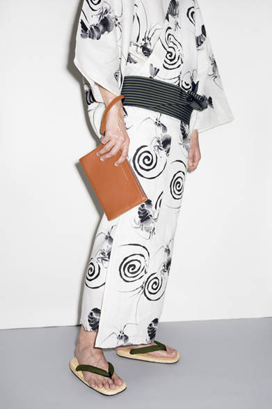 <strong>Y. & SONS｜ワイ＆サンズ</strong><br />ゆかた　2万9000円～5万9000円（税抜・仕立代込）