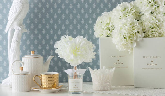 <strong>DEICA｜デイカ</strong><br />「セントエレメンツ アロマフレグランス ディフューザー」 「CLASSIC（クラシック）」　2015年4月19日発売