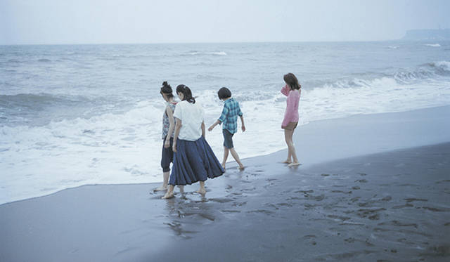 『海街diary』<br>© 2015 Akimi Yoshida, SHOGAKUKAN, FUJI TELEVISION NETWORK INC., SHOGAKUKAN INC., T