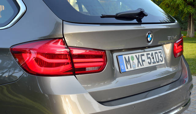 3 Series Touring Luxury Line｜3シリーズ ツーリング ラクジュアリー ライン