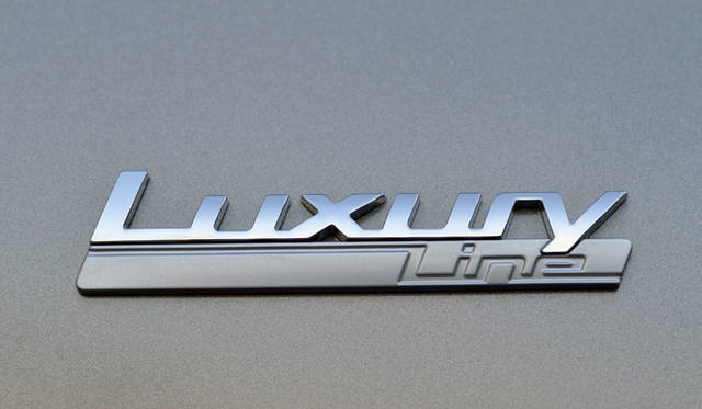 3 Series Touring Luxury Line｜3シリーズ ツーリング ラクジュアリー ライン