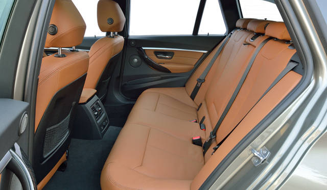 3 Series Touring Luxury Line｜3シリーズ ツーリング ラクジュアリー ライン