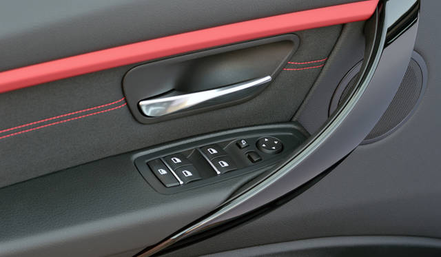 320d Touring EfficientDynamics Edition Sport Line|320dエフィシェントダイナミクス エディション スポーツライン