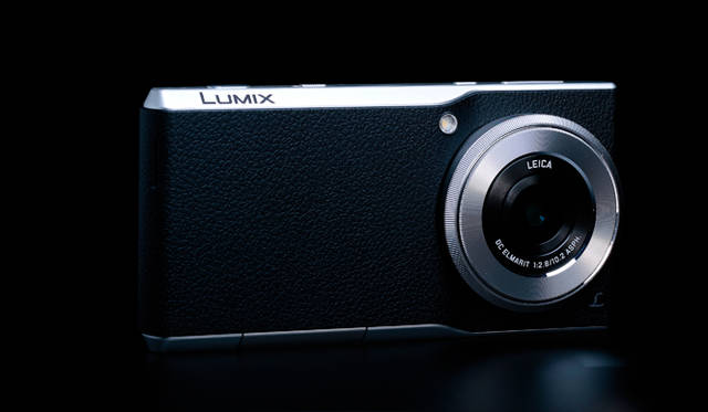 パナソニック「LUMIX CM1」<<br><br> strong>パナソニック LUMIX ご相談窓口</strong><br /> Tel. 0120-878-638<br />http://panasonic.jp/<br />