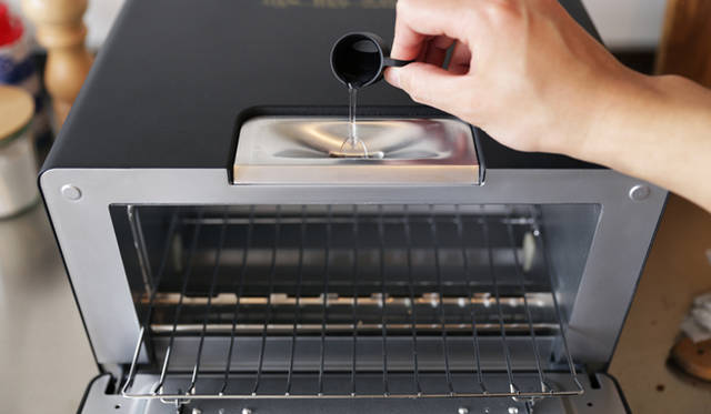 バルミューダ「BALMUDA The Toaster（バルミューダ ザ・トースター）」