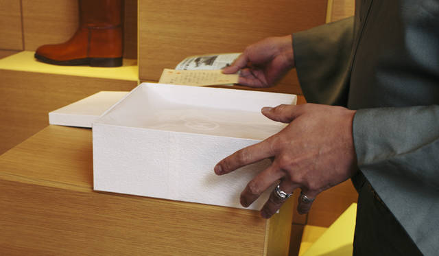 フランソワが注文した草履