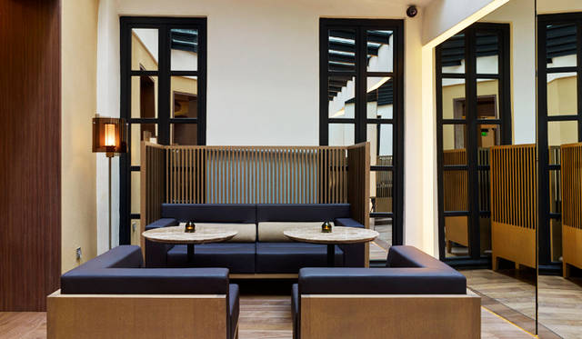 2. 「オテル・ド・ネル」（9区）