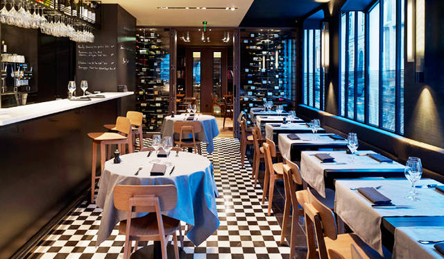 2. 「オテル・ド・ネル」（9区）