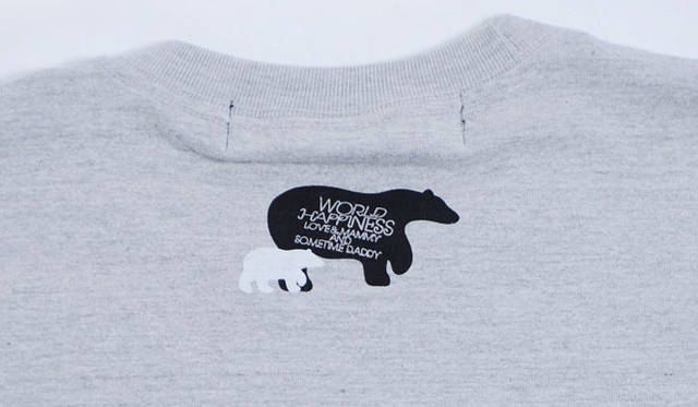 <strong>Ground Y｜グラウンド ワイ</strong><br />Ground Y × WORLD HAPPINESS コラボレーションTシャツ