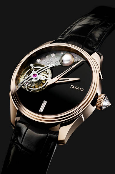 Odessa Tourbillon<br />ケース｜SAKURA GOLD<br />ムーブメント｜手巻き<br />直径｜43mm<br />価格｜2916万円