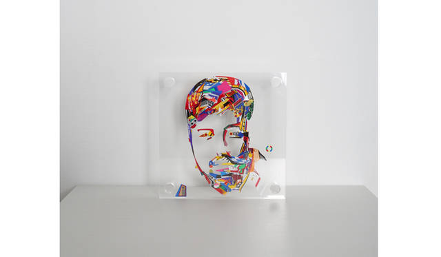 Free Dress-up Lab氏の「ドレスアップステッカーポートレート」