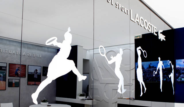 「ヴィラージュ」というスポンサー関係者以外立ち入り禁止のエリアに設けられた、ラコステサロン