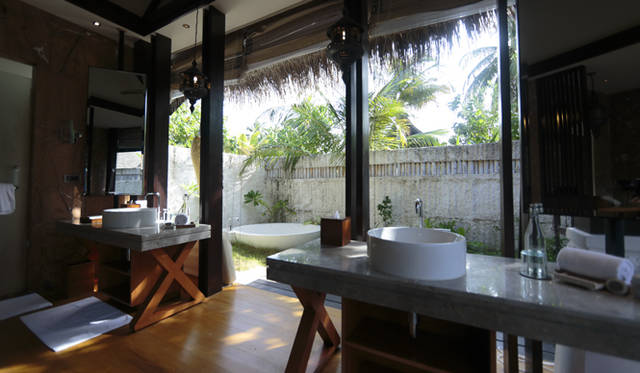 maldives_04_MG_3330 地上に建つビーチヴィラ