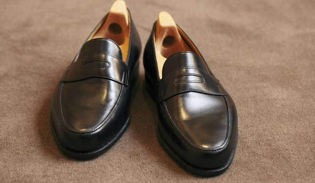 完成したローファー