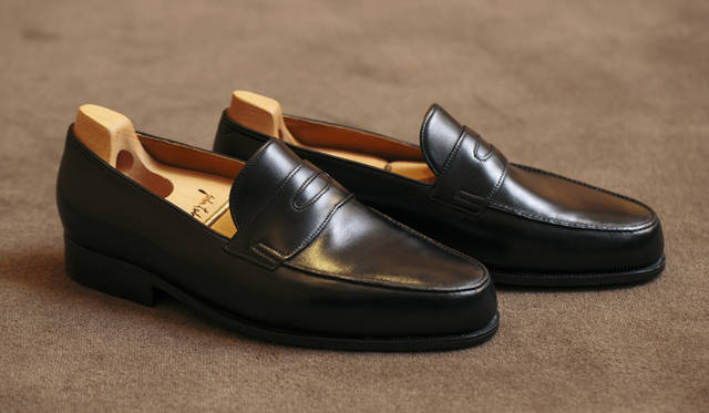 完成したローファー