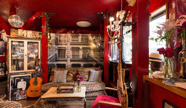 <strong>JAY TSUJIMURA｜ジェイ・ツジムラ</strong><br />高円寺南のスタジオ（アトリエ兼ショップ）「Jay Tsujimura Tokyo Hand Crafted Jewelry」　