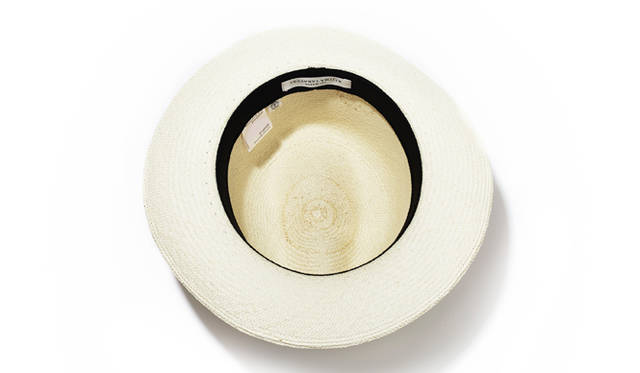 2万1600円（キジマ タカユキ Tel. 03-3770-2174）