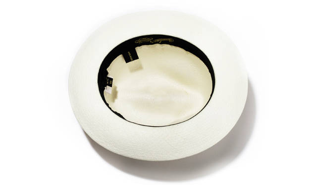 5万7240円（ボルサリーノ ジャパン Tel. 03-3230-1030）