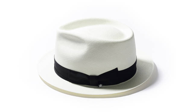 7万200円（銀座トラヤ帽子店 Tel. 03-3535-5201）