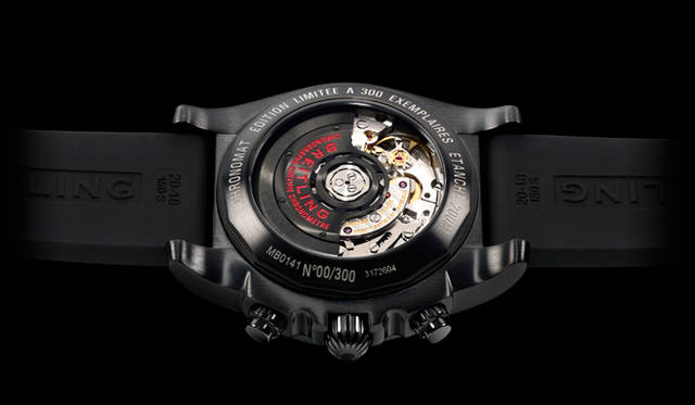 BREITLING|ブライトリング <strong>クロノマット ブラック カーボン</strong><br />ケース|ステンレススチール(ブラックDOC加工)<br />直径|41mm<br />ムーブメント|自動巻き(Cal.01)<br />機能|クロノグラフ<br />ストラップ|ラバー<br />防水|200m<br />限定本数|300本<br />価格|112万3200円<br /><br />ブライトリング・ジャパン<br />Tel. 03-3436-0011<br />http://www.breitling.co.jp<br />
