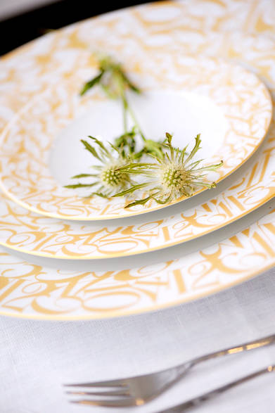 プレート28センチ２万4840円、22センチ２万520円、16センチ１万6200円