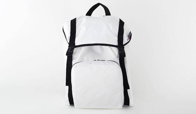 <strong>MELO｜メロ</strong><br />フラップ付きバックパック「2 Buckle Flap Backpack」