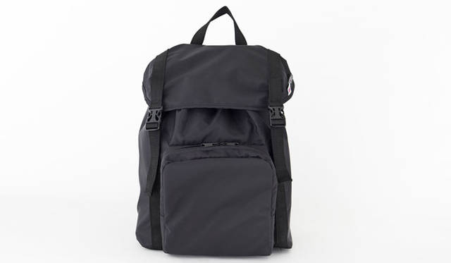 <strong>MELO｜メロ</strong><br />フラップ付きバックパック「2 Buckle Flap Backpack」
