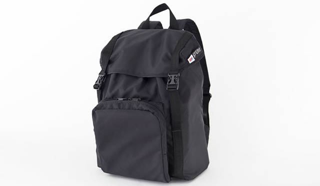 <strong>MELO｜メロ</strong><br />フラップ付きバックパック「2 Buckle Flap Backpack」