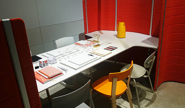 銀座・伊東屋 新本店ビルB1F：多目的ホール「Inspiration Hall」では、オープニングイベントとして、1950年創業のスイスの家具メーカー「vitra（ヴィトラ）」の最新オフィスファニチャーが展示される