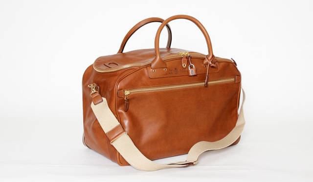 <strong>Felisi｜フェリージ</strong><br />「ヘリテージ・コレクション」のボストンバッグ　