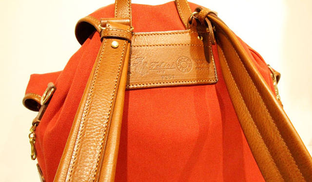 <strong>Felisi｜フェリージ</strong><br />「ヘリテージ・コレクション」のリュックサック