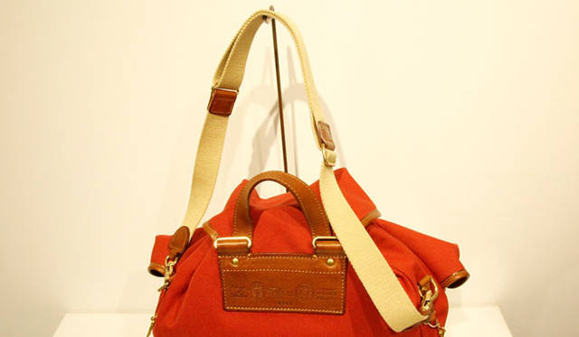 <strong>Felisi｜フェリージ</strong><br />「ヘリテージ・コレクション」のリュックサック