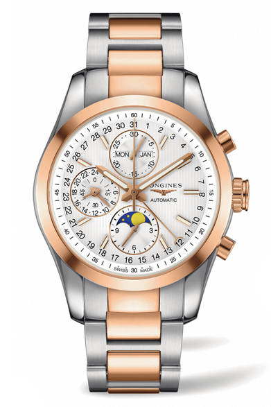 <strong>コンクェスト クラシック ムーンフェイズ</strong><br />ケース｜ステンレススチール＋ローズゴールドキャップ（L2.798.5.72.7）<br />直径｜42mm<br />ムーブメント｜自動巻き（Cal.L678）<br />機能｜クロノグラフ（30分積算計、12時間積算計）、月齢表示、24時間計、月表示、曜日表示、ポインター式日付表示<br />ブレス｜ステンレススチール＋ローズゴールドキャップ<br />防水｜5気圧<br />価格｜65万6640円