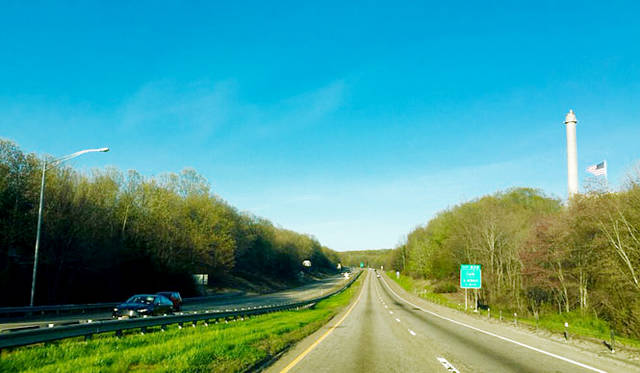 <strong>ACME Furniture｜アクメ ファニチャー</strong><br />