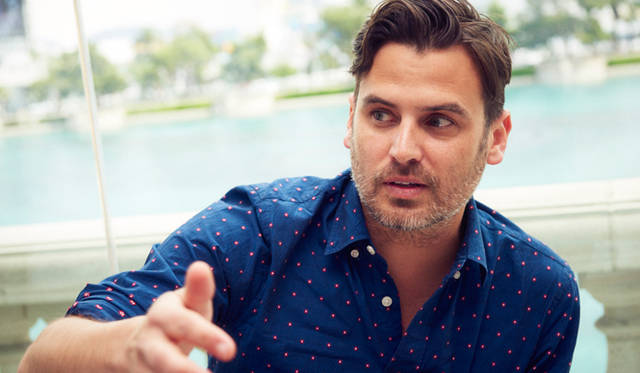 アンコルクドの見どころ、ベガスの最新グルメシーンを紐解いてくれたのは、人気グルメ雑誌『ボナペティ』のレストラン＆ドリンク・エディター、アンドリュー・ノウルトン氏