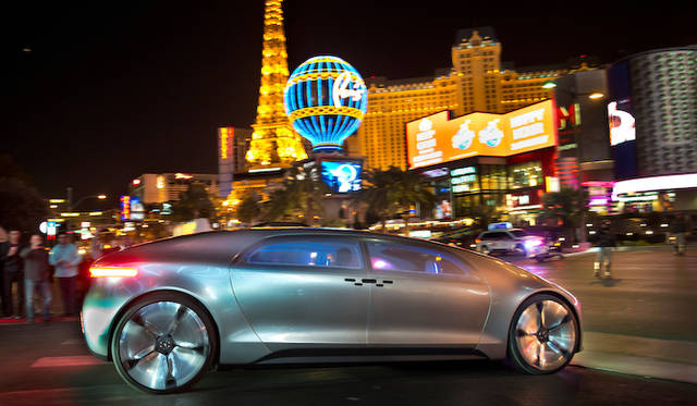 Mercedes-Benz F015 Luxury in Motion｜メルセデス・ベンツ F015 ラグジュアリー  イン モーション